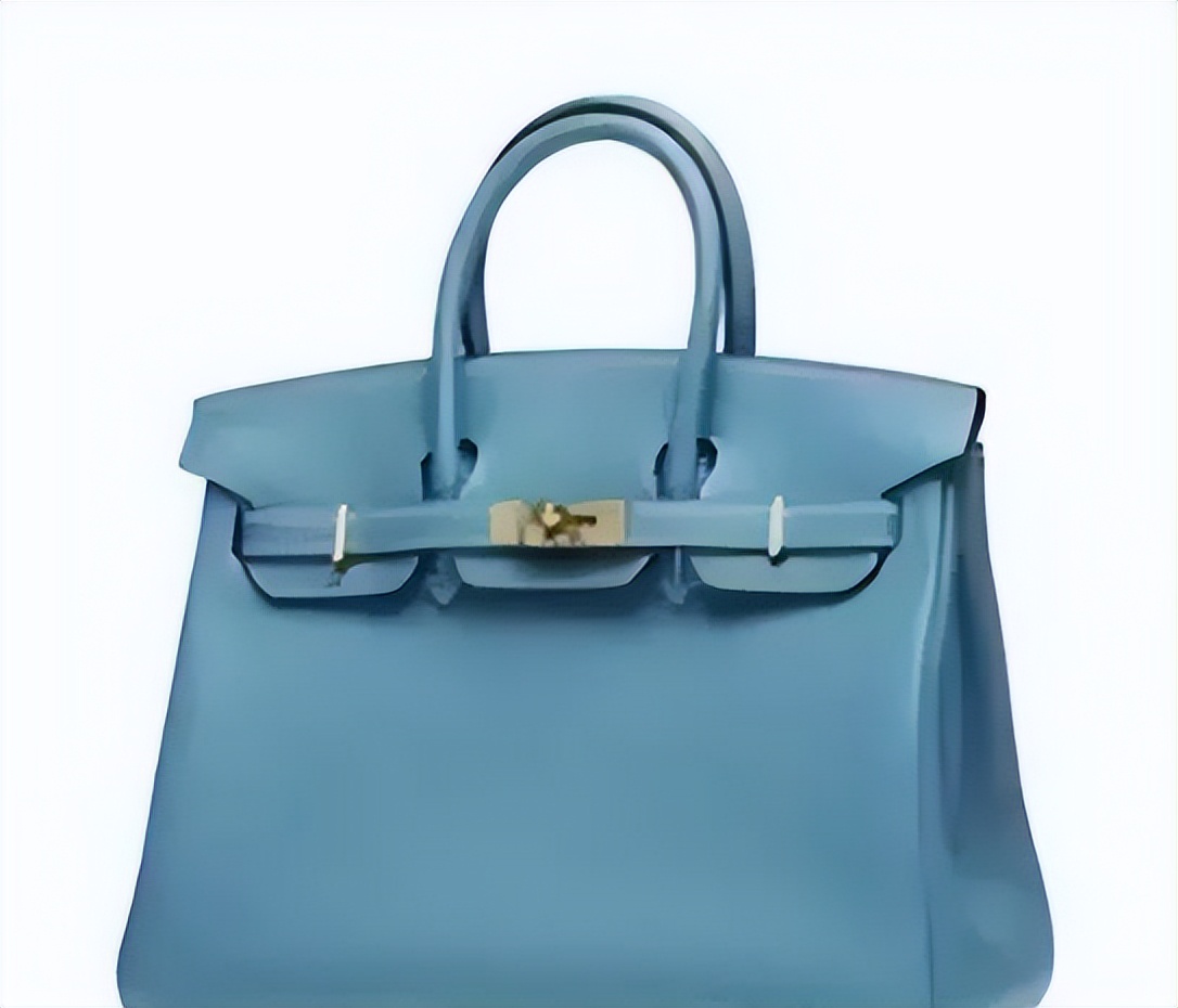 “狂飙”大嫂好会背包，看着好眼馋啊！