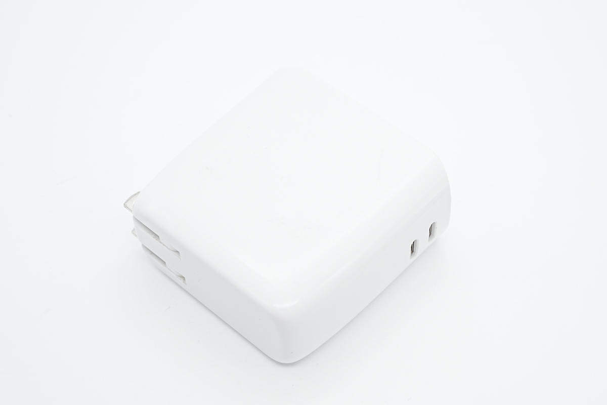 倍思氮化镓120w充电器拆解,倍思65w氮化镓红色版充电器拆解