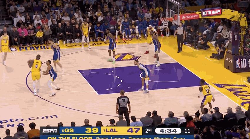 施罗德两次技术犯规,湖勇大战第四节裁判