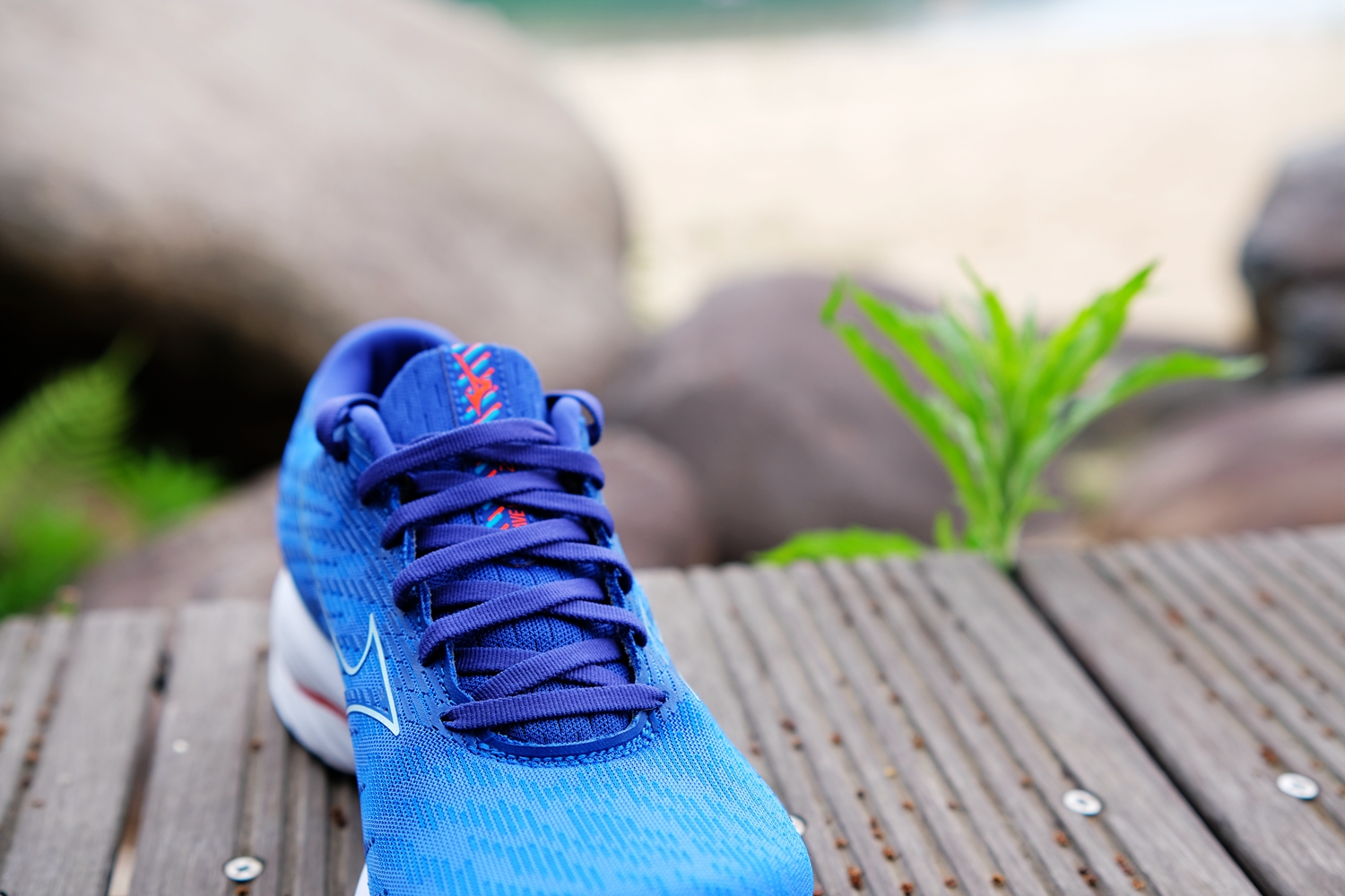 美津浓支撑跑鞋wavehorizon6,美津浓跑鞋waveridergtx怎么样