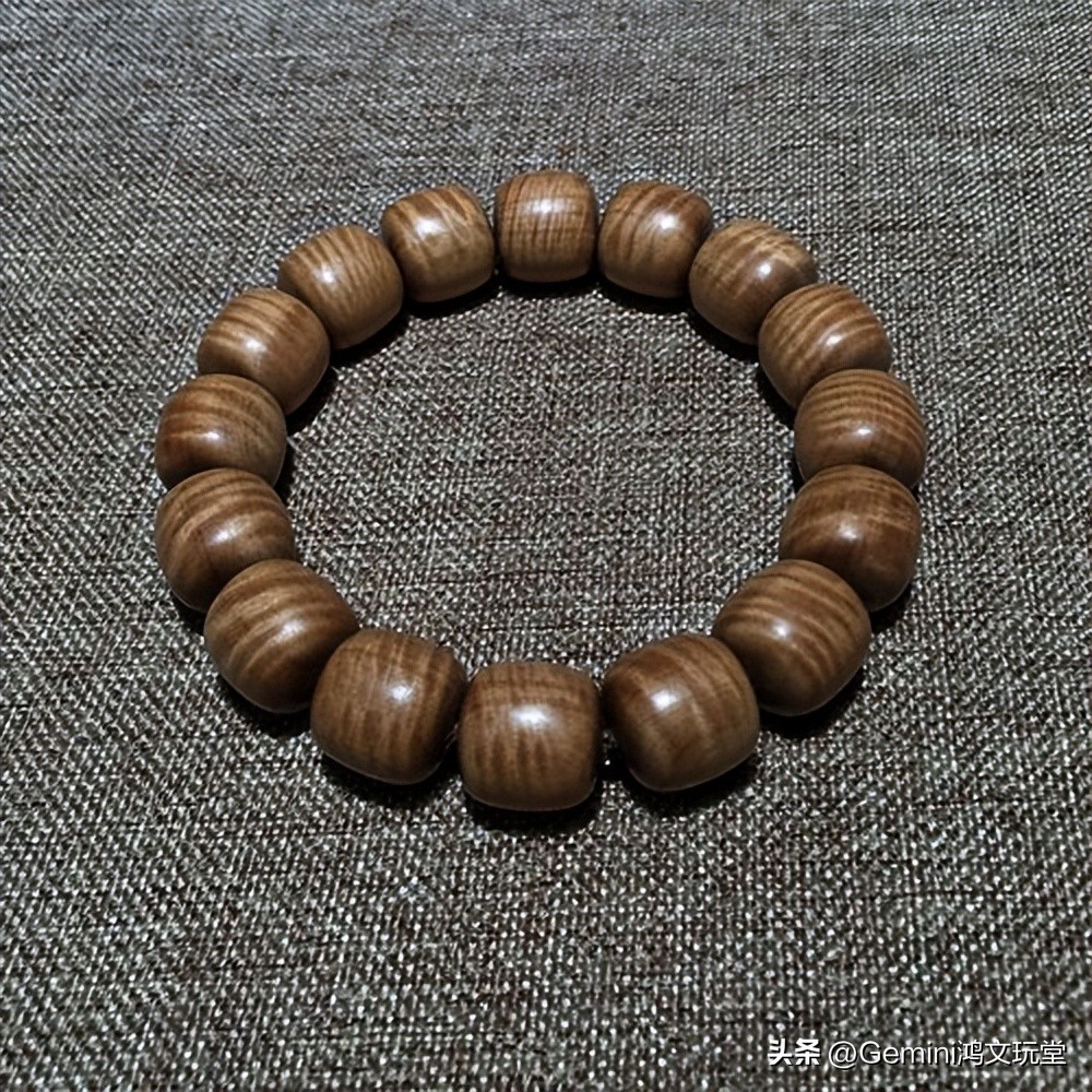 有香味的文玩手串,有香味且便宜的文玩