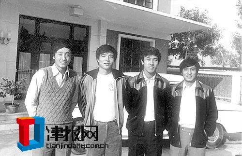 天津五大道民园广场,天津兴安路足球场