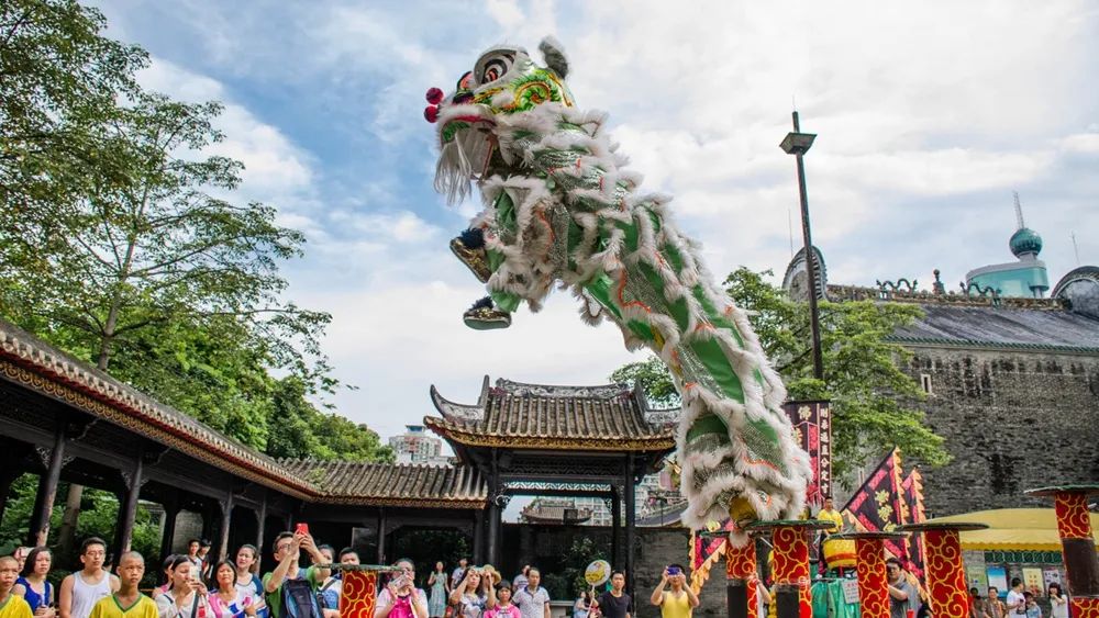 官方发声：让鞭炮声重新响起！必去的​14条春节长线，过个畅快新年