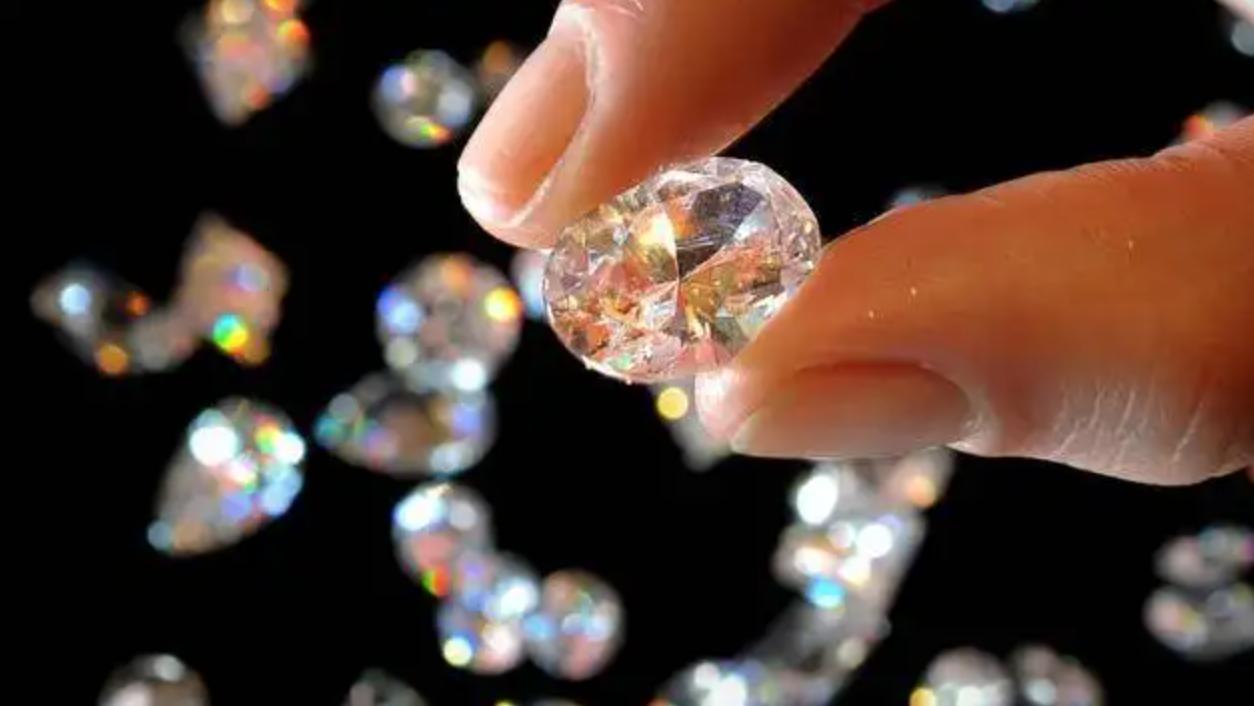 周大福买钻戒保值,在周大福买的钻戒可以补证吗