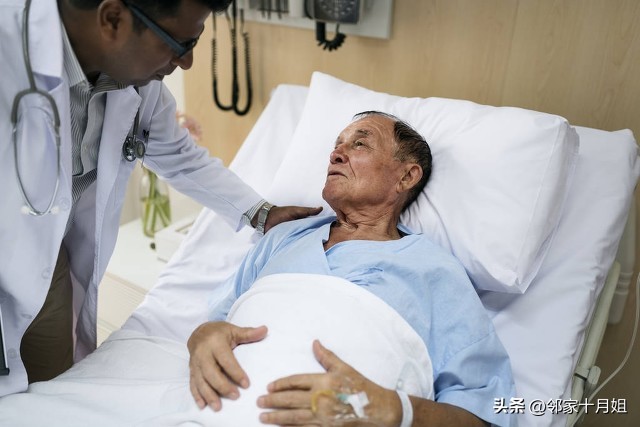 领导借了我200块钱不还如何开口,领导向我借5000块钱怎么办