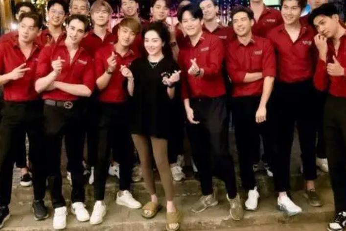 泰国男模餐厅爆火原因,泰国男模餐厅突然爆火