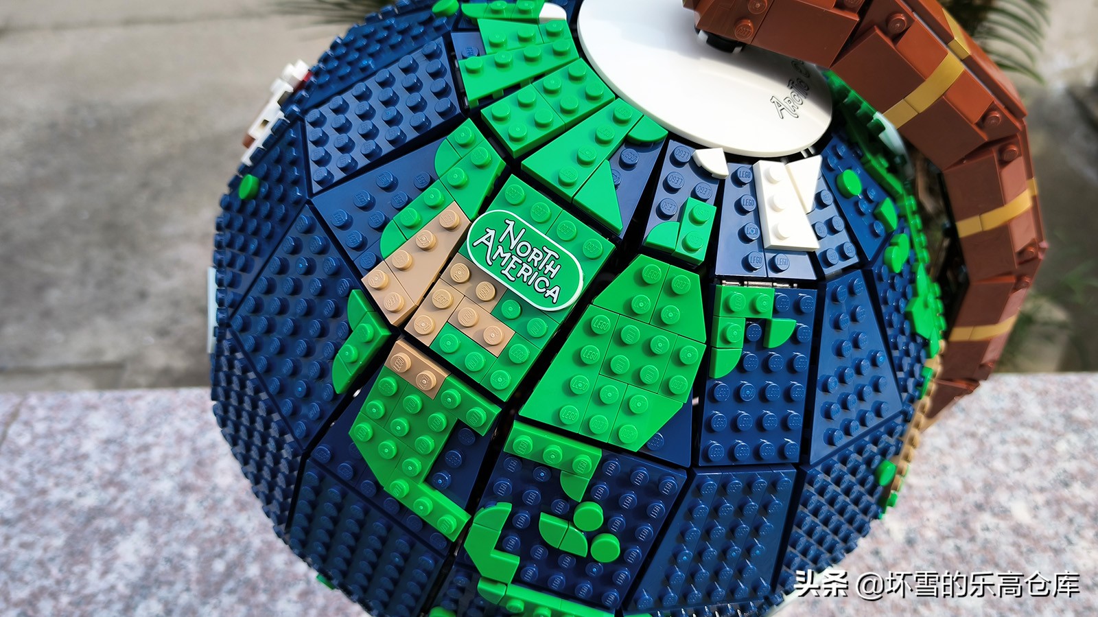 2500片零件做成的乐高地球仪，还原度能有几分呢？