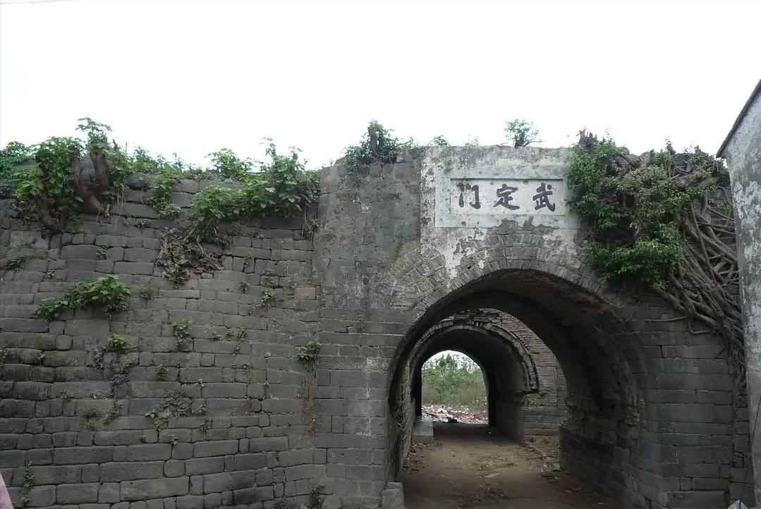 中国12个袖珍县级市,中国唯一不设区的地级市