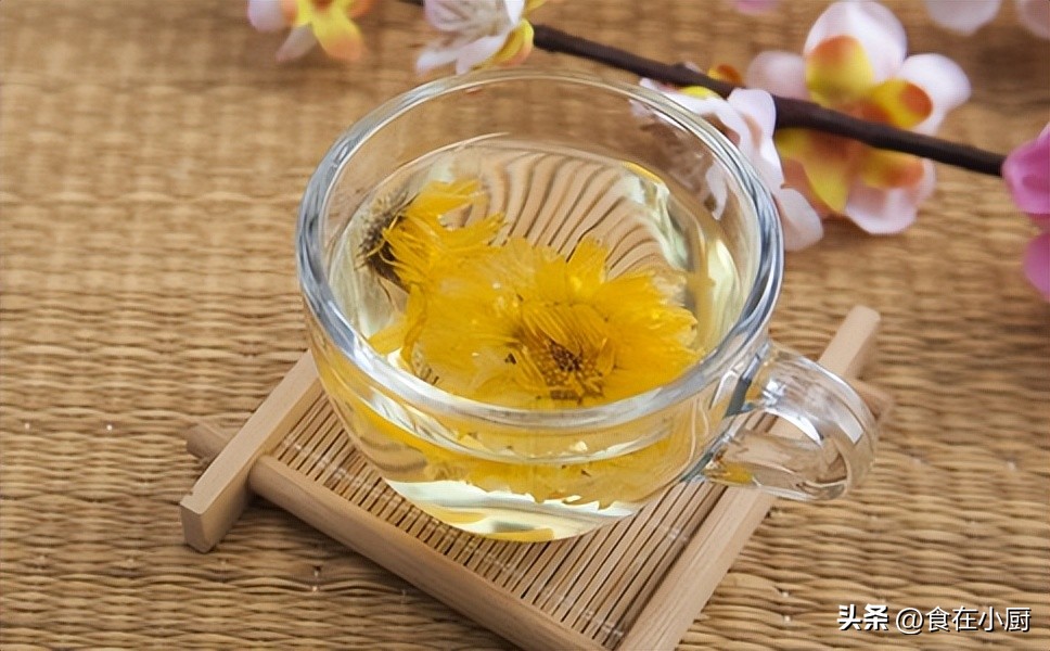 年龄大的喝菊花茶,年龄大了不宜喝咖啡吗