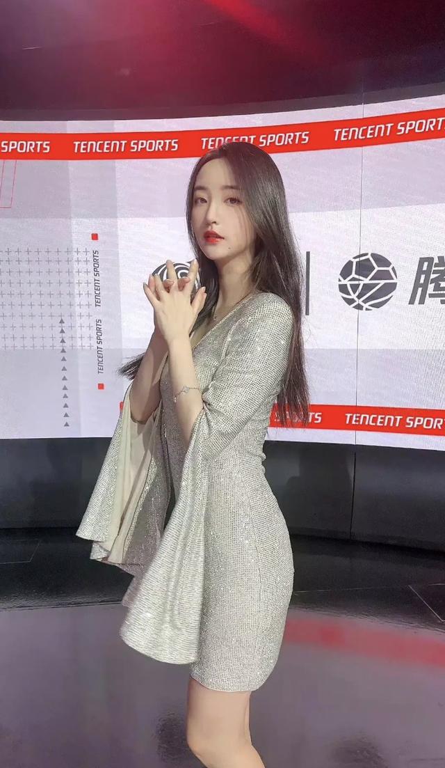 郭珺穿着,孙杨前女友郭珺谈了多久