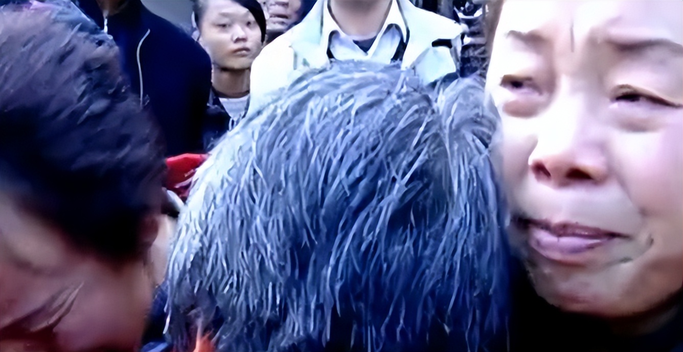 河南双胞胎姐妹真相,34年闺蜜竟是双胞胎