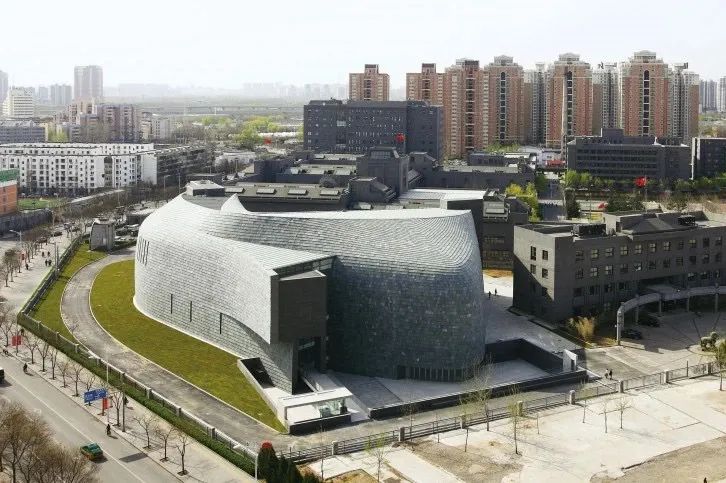 日本建筑师矶崎新的民居,矶崎新著名中国建筑