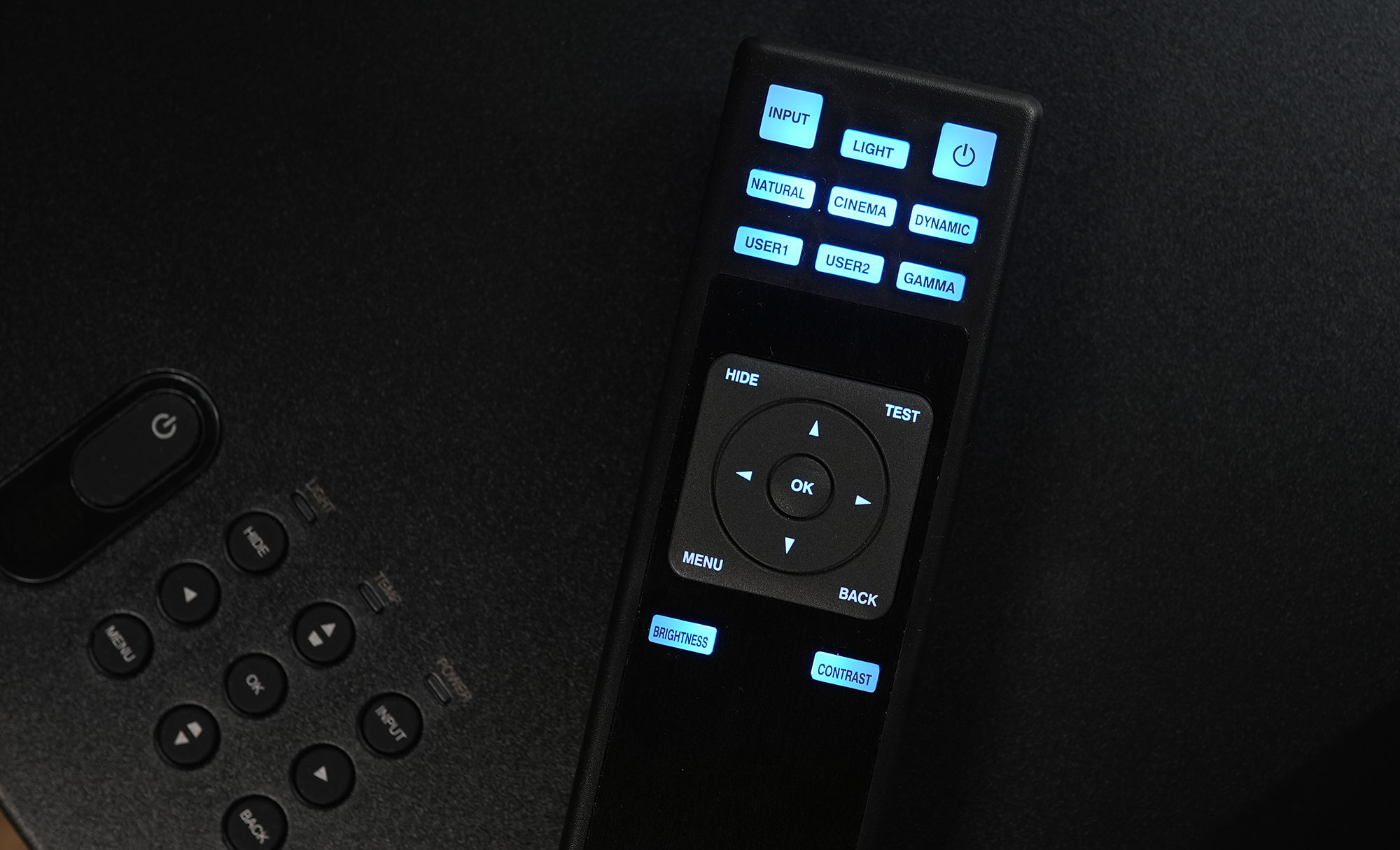 小宙斯第二代如何？JVCN69激光投影机超详细试用