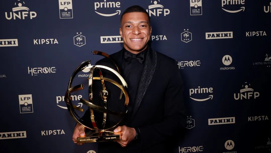 姆巴佩梅西最佳,姆巴佩梅开三度