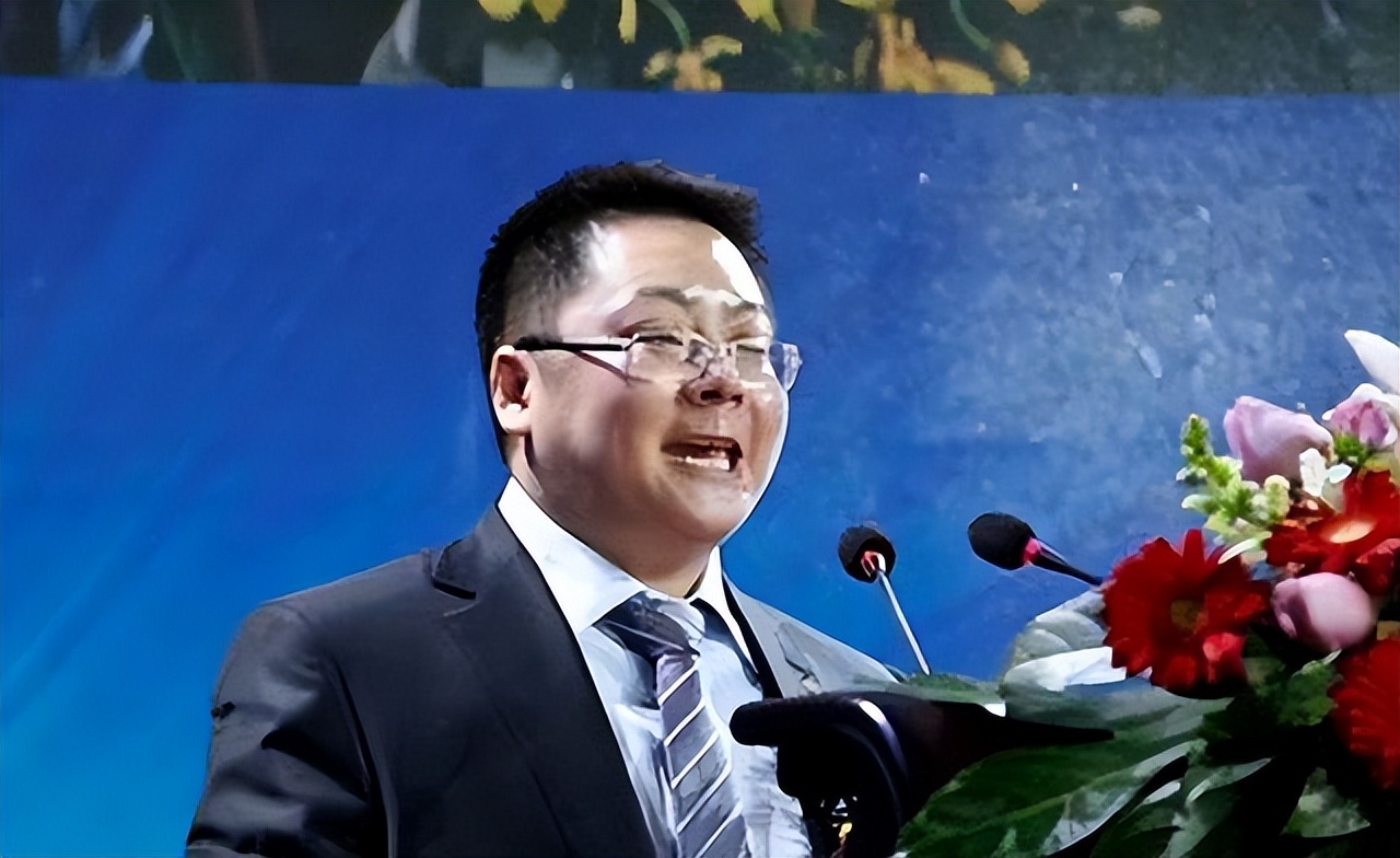 疯狂敛财700亿，在缅北组建私人武装，这个高中生有多狠？