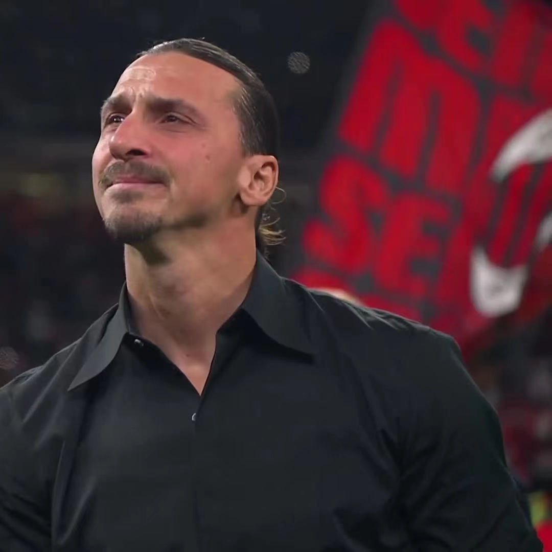 伊布退役兹拉坦,伊布退役纪念球衣