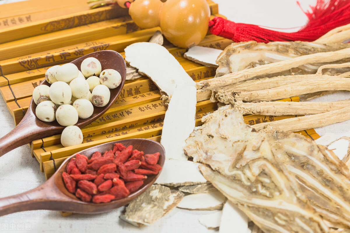 鼻咽癌晚期治疗大概多少钱,鼻咽癌晚期远处转移症状如何治疗