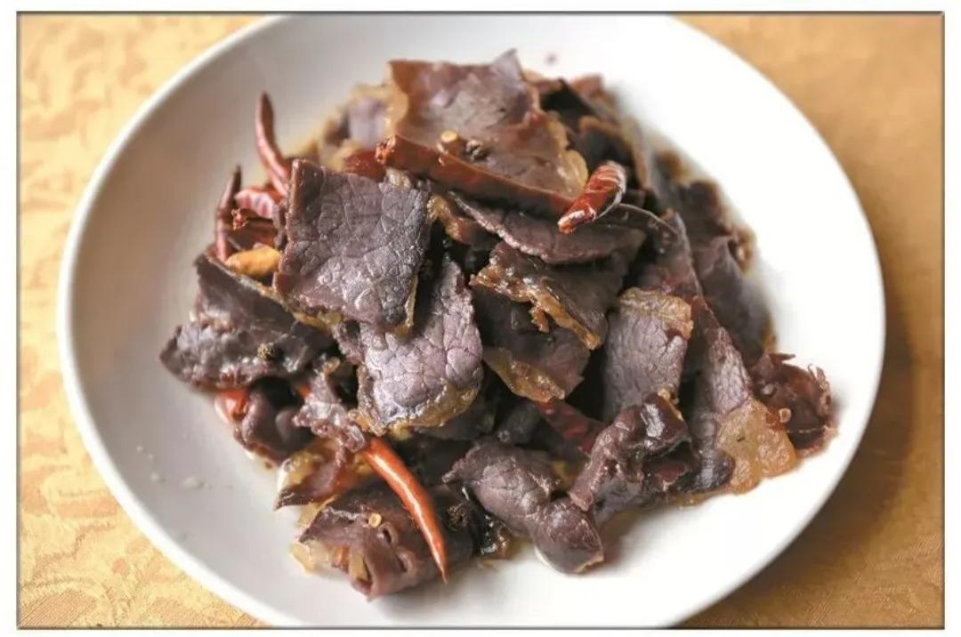 寻甸最正宗的牛干巴是哪家,寻甸牛干巴制作过程