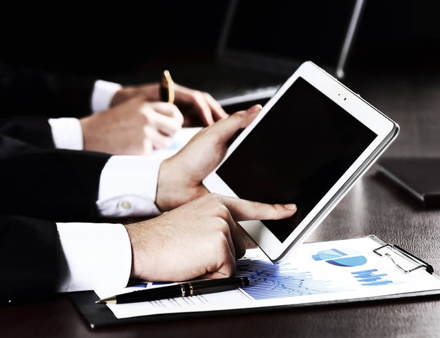 简单一招判断股票,股市如何找个股买卖点