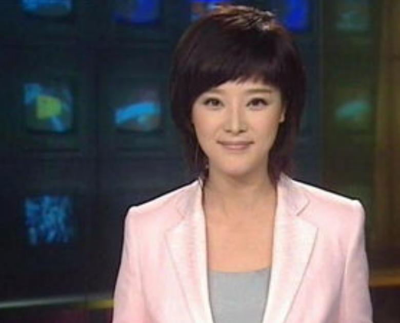至今未婚的五位央视女主持人,14位央视美女主持人今昔对比