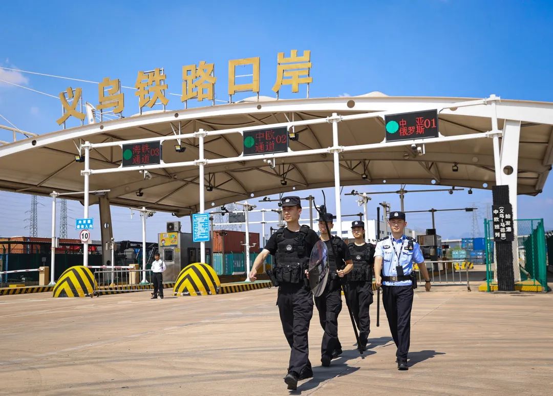 杭州公安卡通形象,金华公安卡通形象