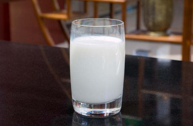 驼奶真的和假的怎么辨别,驼奶真假鉴别