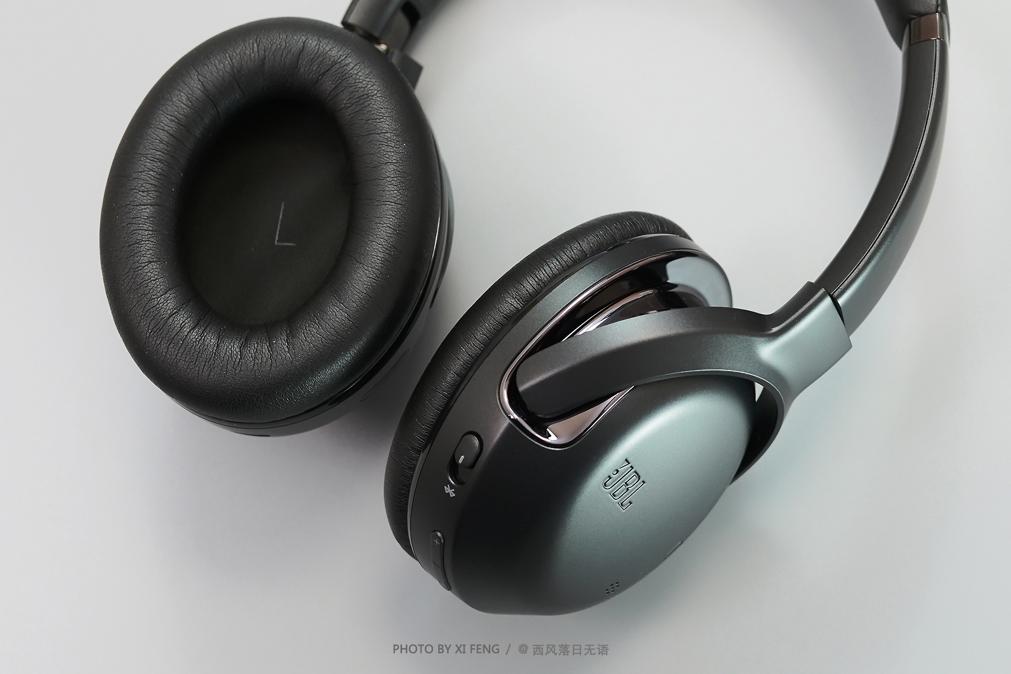 bose和jbl头戴耳机比较,主动降噪无线头戴耳机jbl