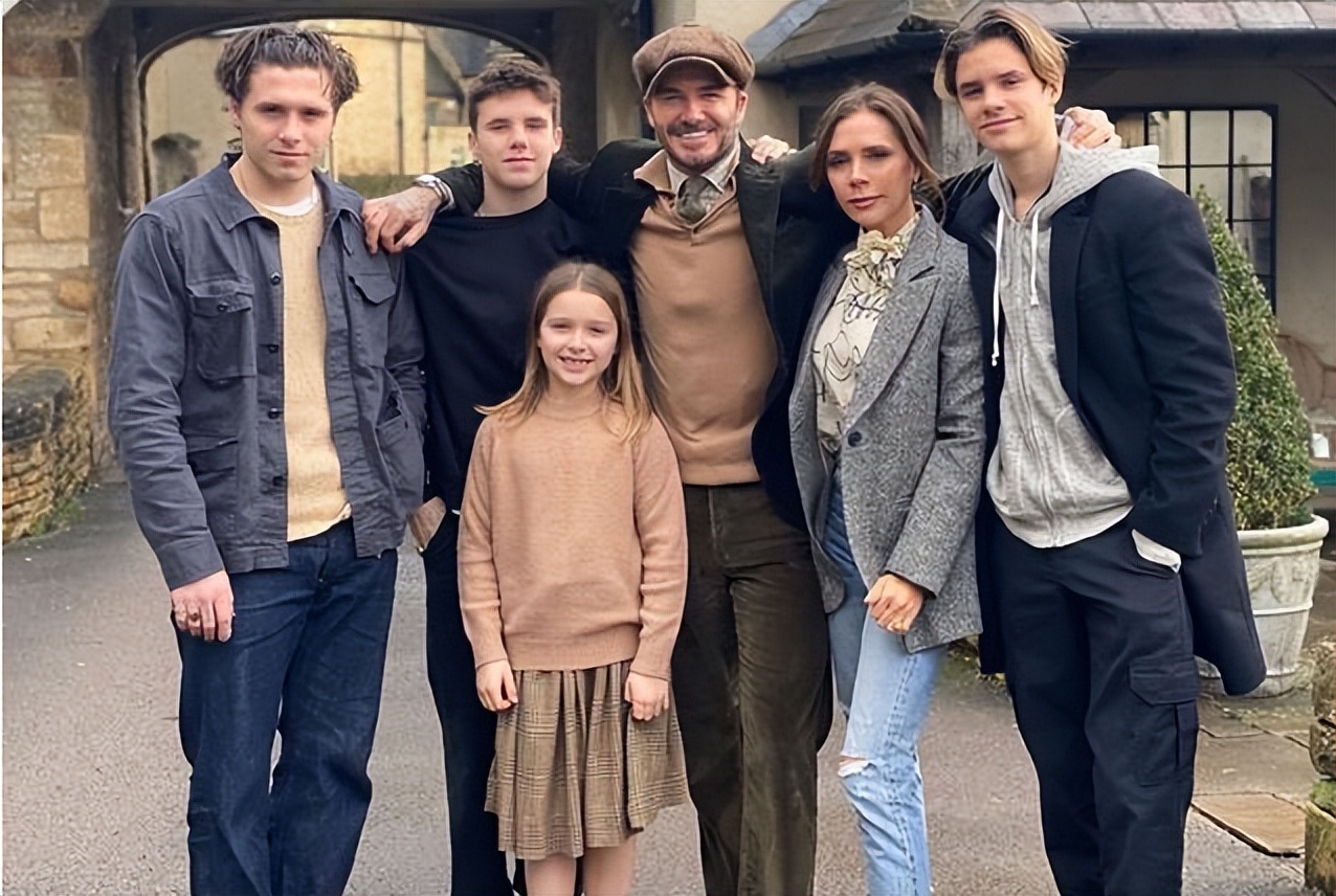 小贝谈冠军,曼城冲击三冠