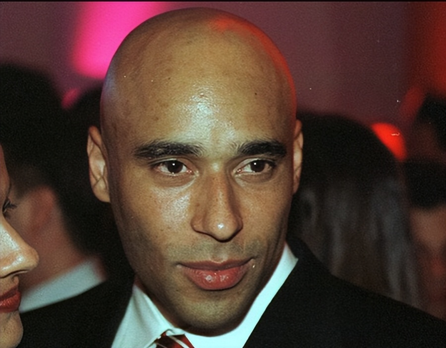 球王贝利哭泣,贝利吸毒事件