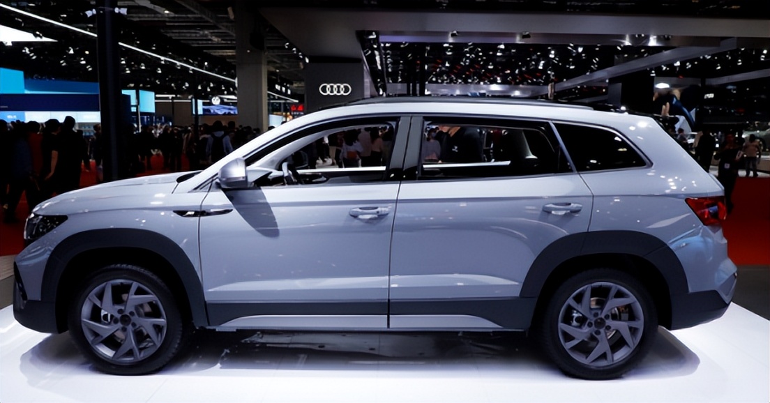 标配版本捷达vs7,捷达suv新款vs71.4t开得动吗