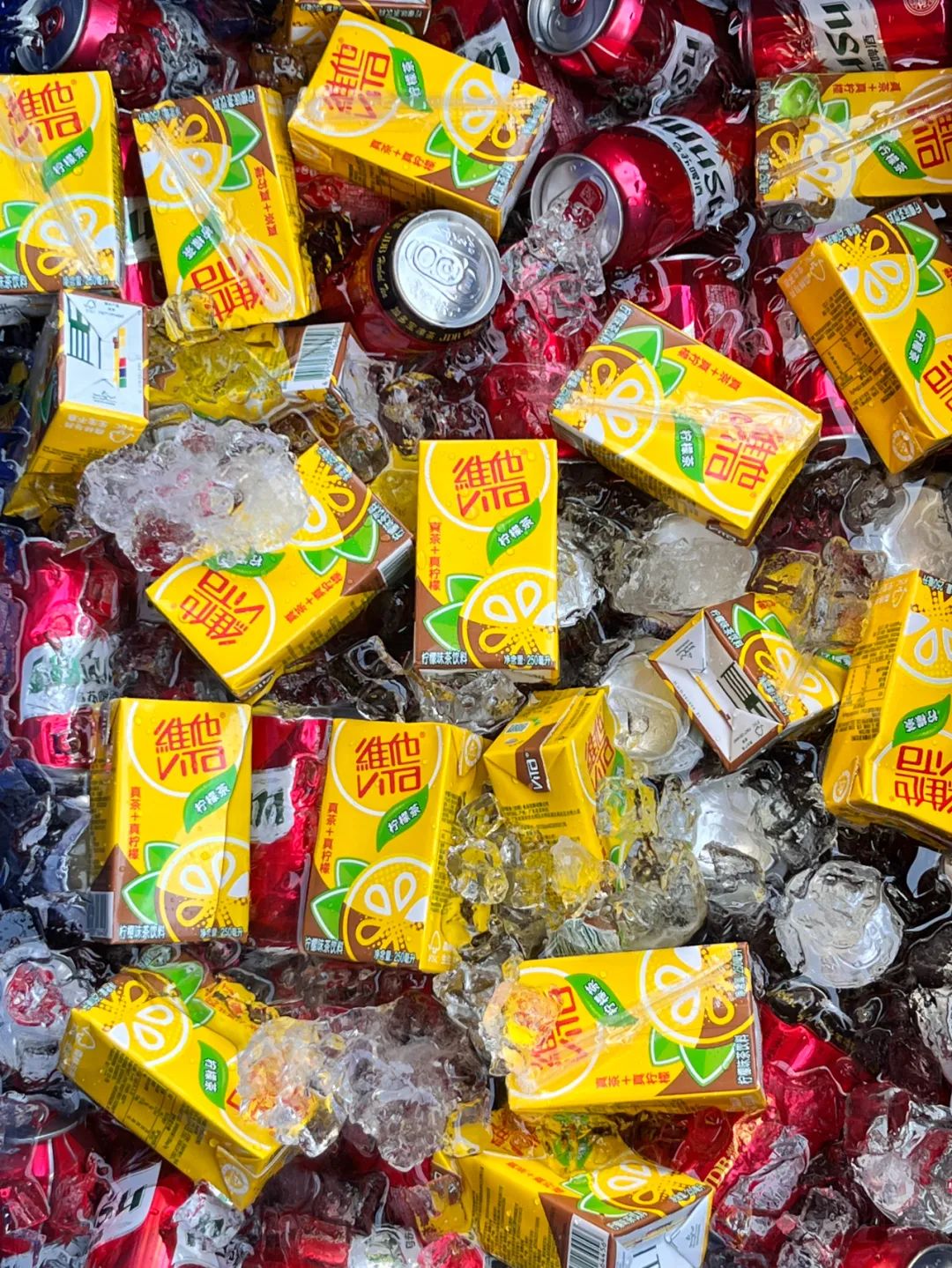 7月份人来人往街道,7月北京人山人海