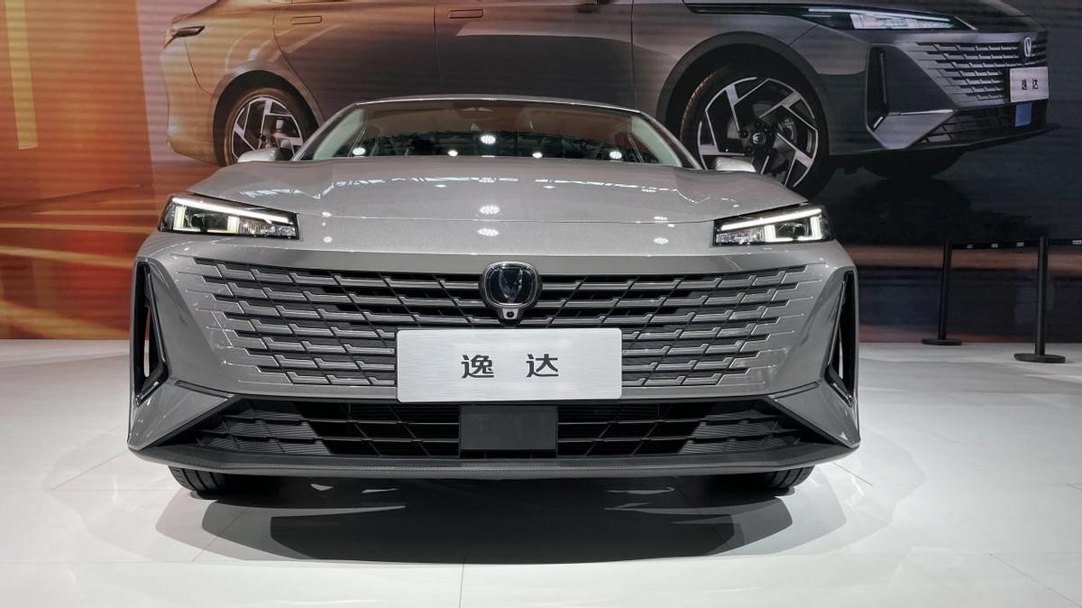 长安逸达能否比肩合资家轿标杆,长安逸达9.99万的配置