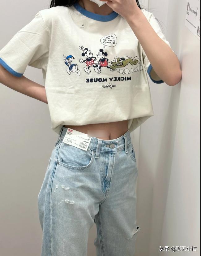 女网红优衣库迷惑行为引群嘲,优衣库童装试穿博主吐槽