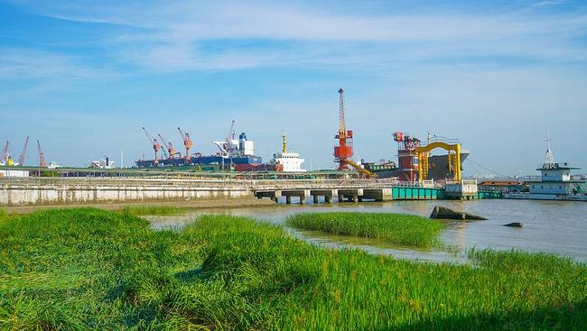 重庆斥资16亿打造游乐园，开业九年破产，现在无人问津