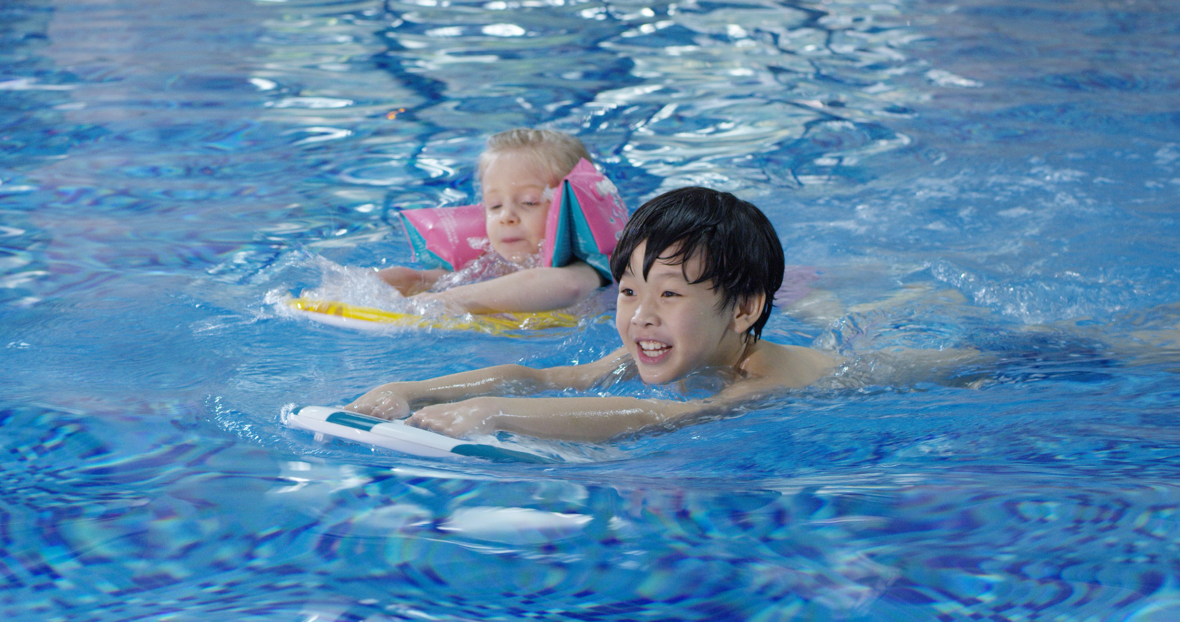 矮父母也能养出高宝宝全靠这5点,矮个子父母培养高个子孩子