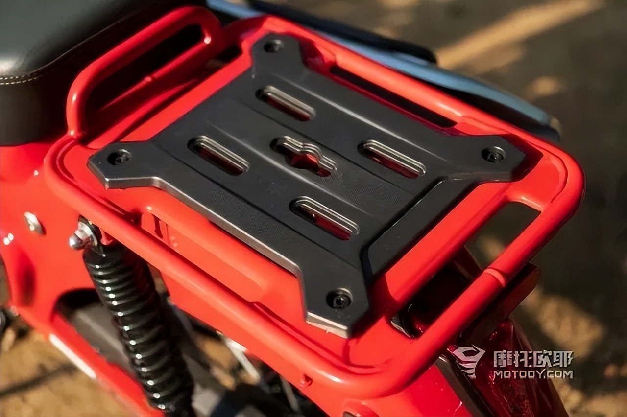 国产运动弯梁摩托车,宗申野米弯梁车架