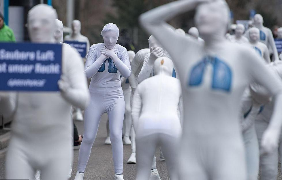 缇庨櫌瀛︾敓浣滀笟,缇庨櫌瀛︾敓鍦伴搧鐖