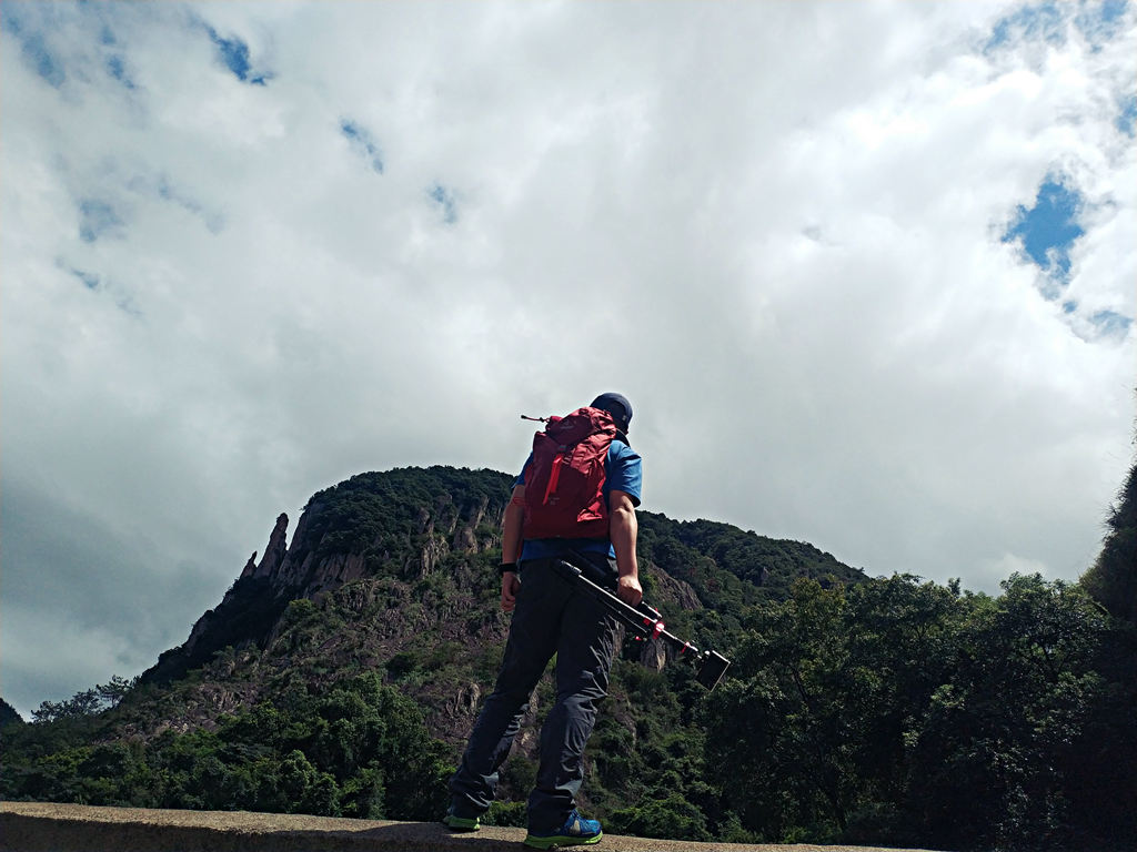 鍑敮鏂疌T2542纰崇氦缁翠笁鑴氭灦,璇磋蛋灏辫蛋杞绘澗鍑鸿
