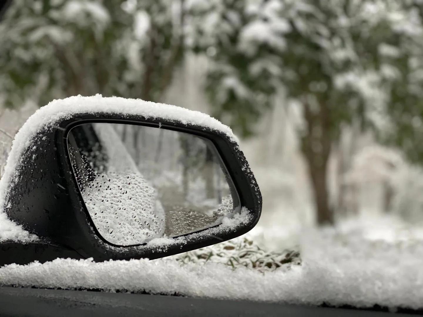 虎哥说车宝马118,宝马118起步抖正常吗