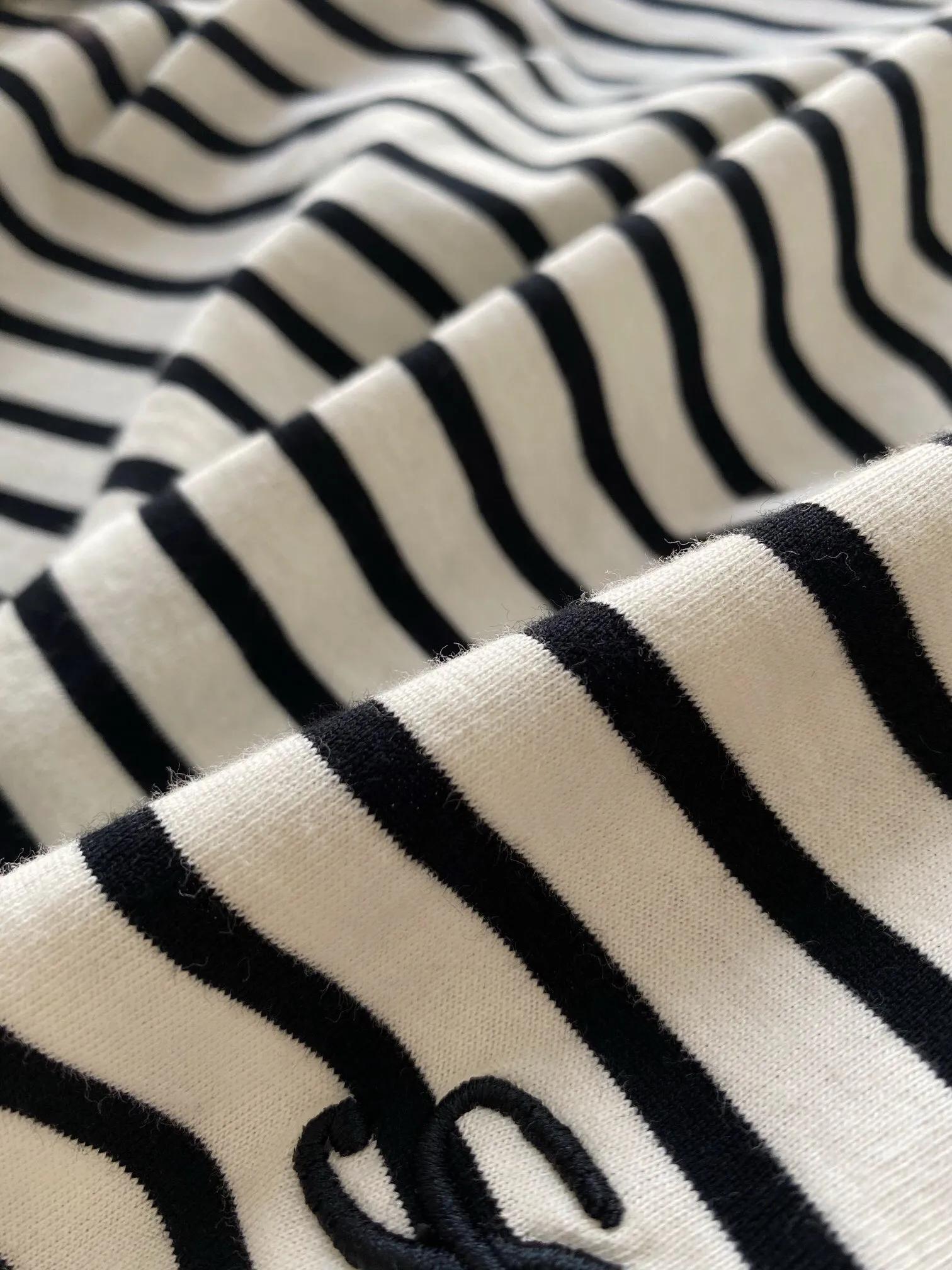 韩系短袖女显瘦,韩国经典百搭方领条纹针织短袖