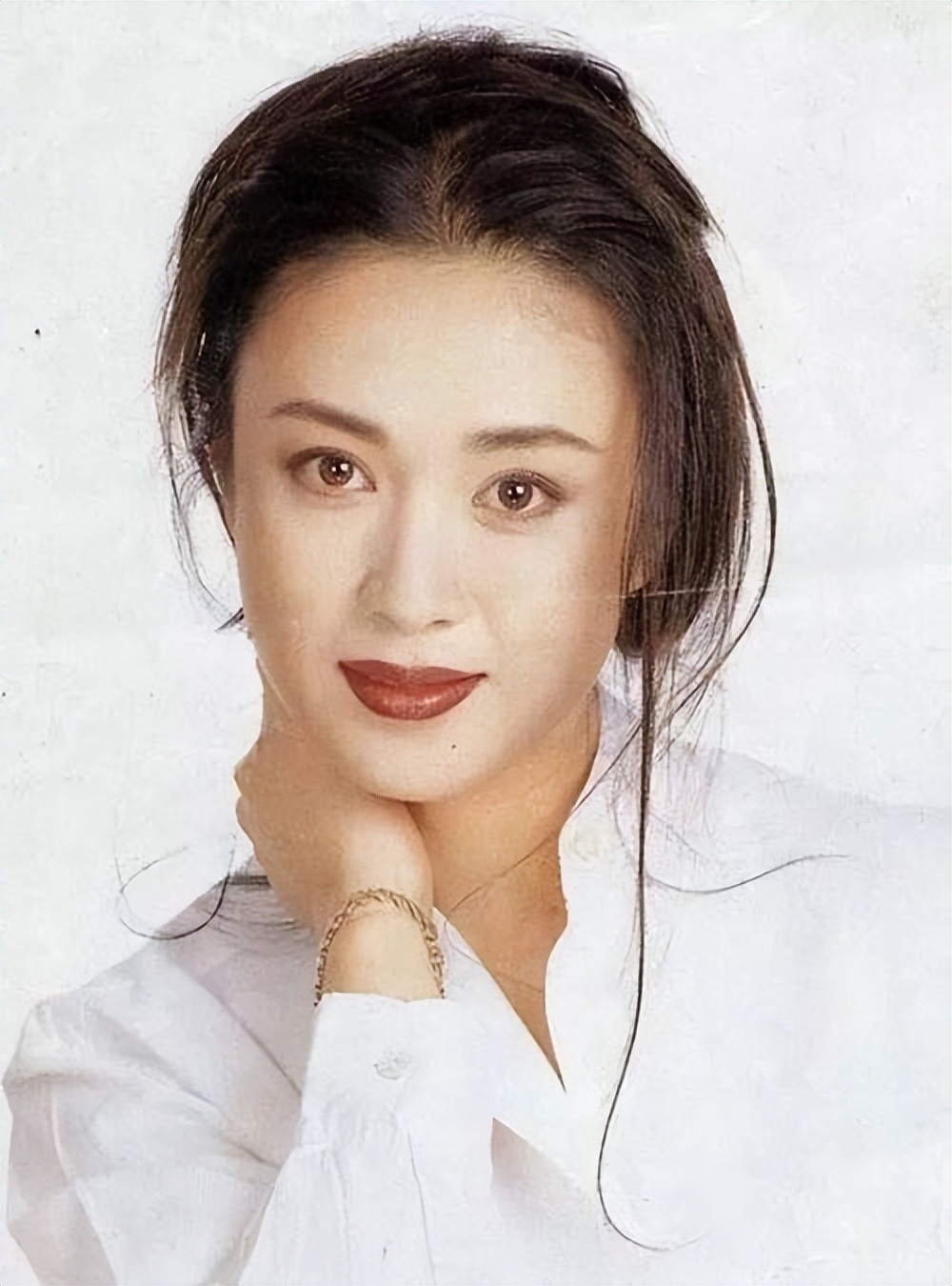 傅艺伟为什么被称为最美妲己,最美的妲己傅艺伟