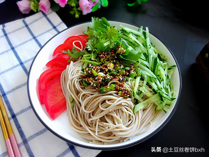 轻断食晚餐一周食谱,每周一次轻断食一日三餐食谱