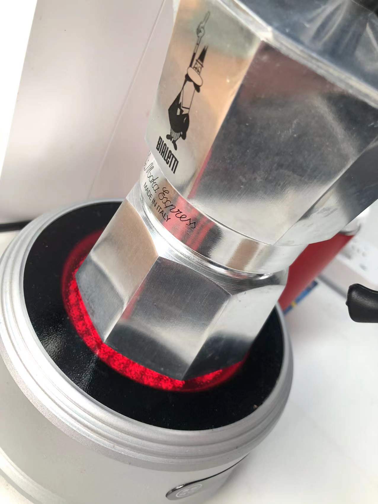 咖啡器具摩卡壶的使用方法详解,卡式咖啡壶如何使用