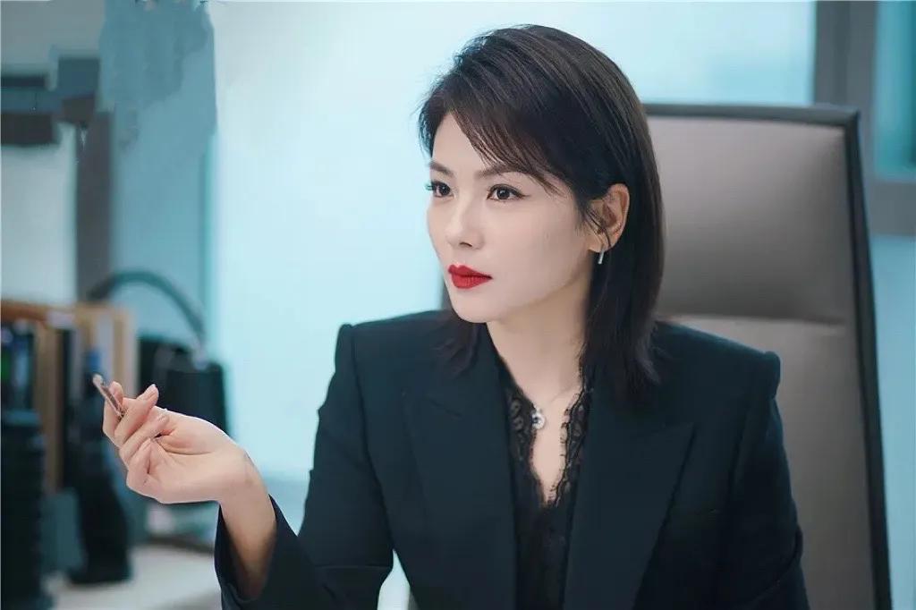 刘浩存杨幂同台,刘浩存演戏被吐槽名场面