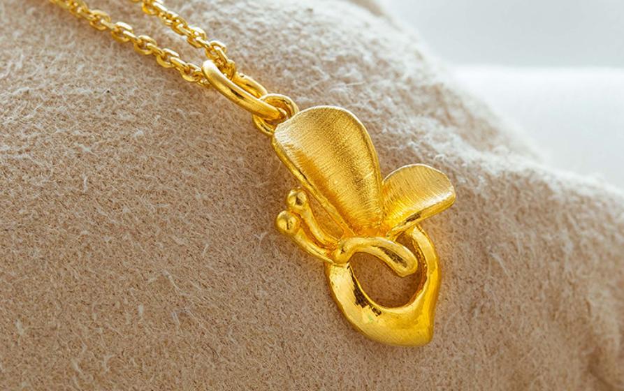 怎么把黄金首饰戴出高级感,黄金首饰怎样佩戴才不俗气