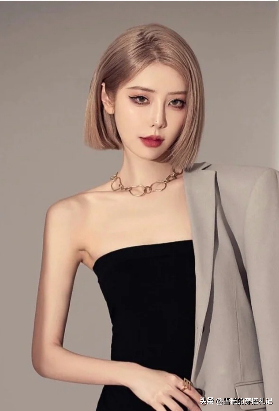 今年最火减龄易打理发型,现在女生流行一刀切短发型