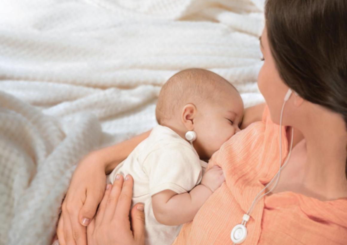 两个月宝宝爱哭闹睡觉不踏实原因,两个月宝宝睡觉不踏实是缺钙吗