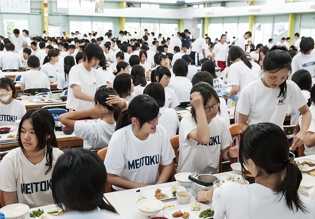 去日本读高中需要多少钱,日本读高中真实感受