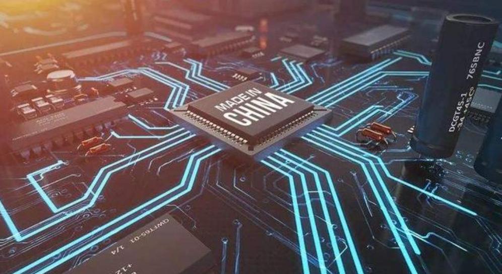 321亿颗芯片！中国不再依赖进口，欧洲指责美国破坏全球产业链