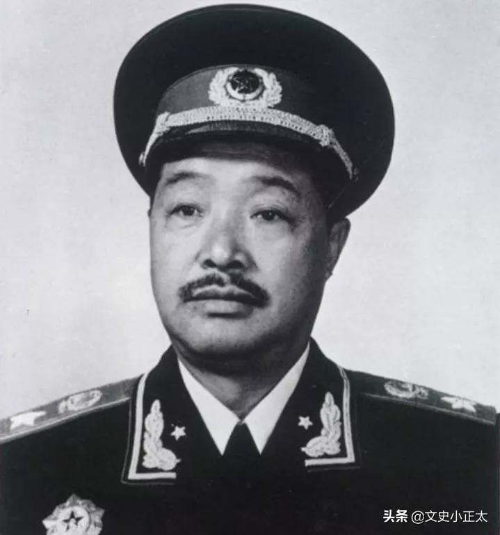 贺龙独子贺鹏飞力排众议，坚持买下瓦良格号：这是中国唯一的机会